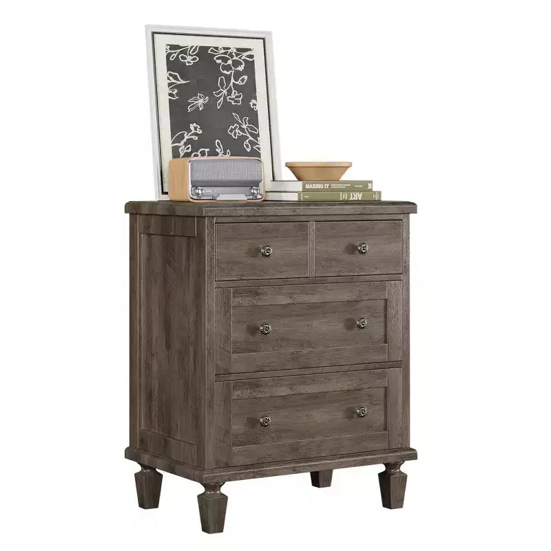 Commode Vintage en Bois à 4 Tiroirs avec Poignées Sculptées et Pieds Effilés, Grand Meuble de Rangement, Armoire de Rangement Rustique pour Chambre et Placard